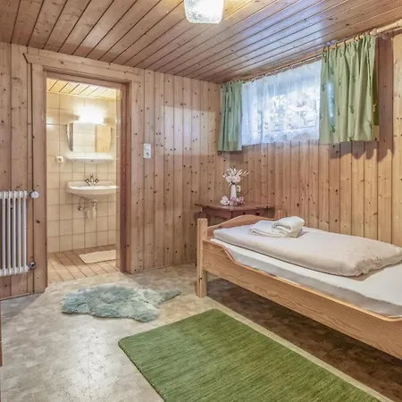 Holiday home Platzhirsch *