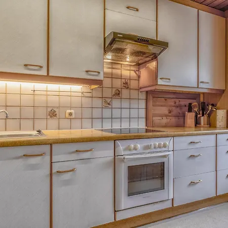 Holiday home Platzhirsch Itter