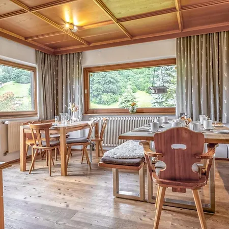 Platzhirsch * Itter