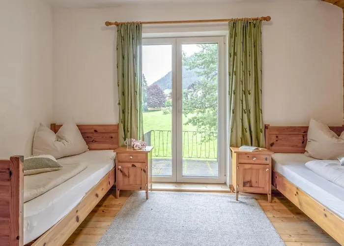 Platzhirsch Feriehus Itter