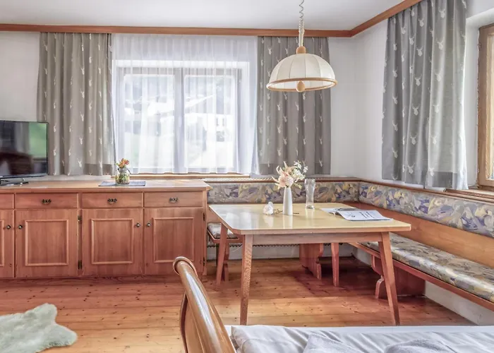 Feriehus Platzhirsch Itter